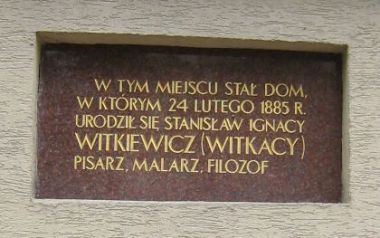 Tablica w miejscu urodzenia Stanisława Ignacego Witkiewicza, ul Hoża w Warszawie